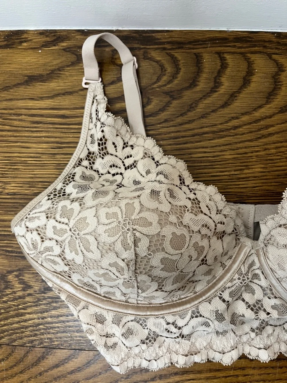 Maidenform Lace Overlay Lightly Padded Bra Bundle - Size 34D